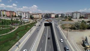 BAŞKAN AYDIN'IN ULAŞIM PROJELERİ ÖDÜLLENDİRİLDİ...