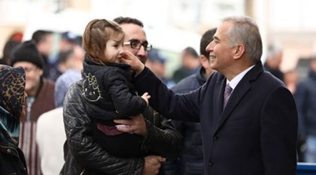 Başkan Osman Zolan: "Millete hizmet etmek için varız"