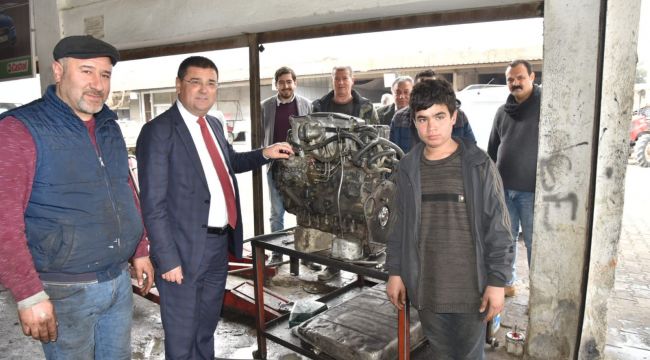 BAŞKAN TOKAT GÜÇSAN VE SELİMİYE SANAYİ ESNAFINI ZİYARET ETTİ.