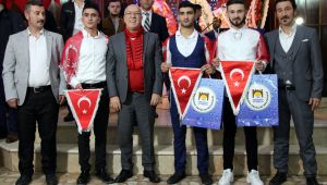 Başkan Uyan, asker eğlencesine katıldı