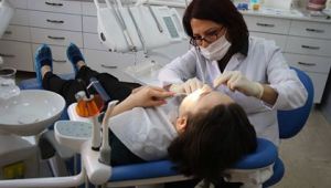 BAYRAKLI'DA 301 BİN KİŞİYE 'ÜCRETSİZ SAĞLIK' HİZMETİ