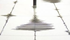 Endonezya'da 6 büyüklüğünde deprem