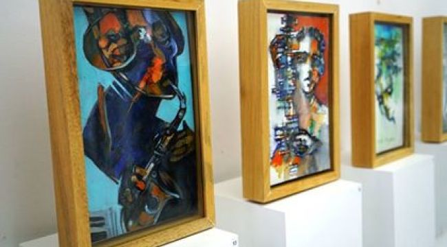 Evrenin Müziği Resim Sergisinin açılışı yapıldı