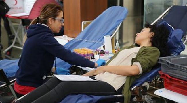 Gaziemirliler Öykü ve tüm çocuklara umut oldular