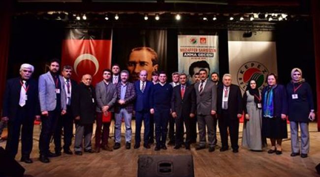 Muzaffer Sarısöze Kepez'de anıldı 
