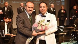 Roman orkestrası çaldı, Başkan Aktaş söyledi 