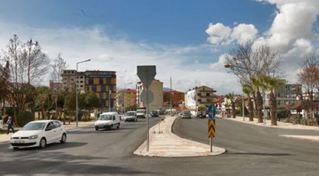 Şehit Er Yılmaz Zeren Caddesi'nin üst yapısı tamam 