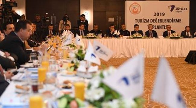 2019'DA ANTALYA'YA16 MİLYON YABANCI TURİST 