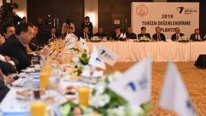 2019'DA ANTALYA'YA16 MİLYON YABANCI TURİST 