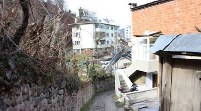 ARTVİN BELEDİYESİ YENİ HAM YOLLAR AÇIYOR