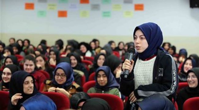 Babasının üşüyen elleri için sokaklarda ısıtma sistemi istedi