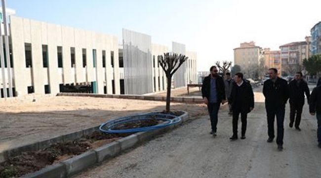 BARBAROS PAZAR YERİNE KAVUŞUYOR