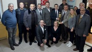 BAŞKAN ATAÇ EMLAKÇI ESNAFI İLE GÖRÜŞTÜ