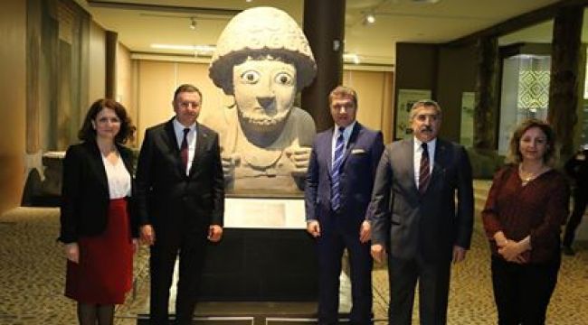 BAŞKAN SAVAŞ FOX TV EKRANLARINDA ÖNEMLİ AÇIKLAMALARDA BULUNDU