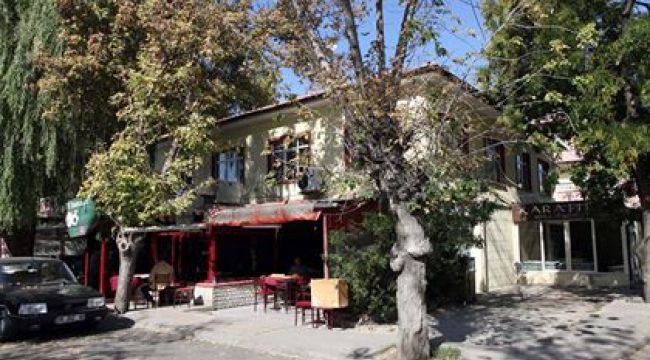 *Başkan Yaşar, Varlık esnafını ziyaret etti