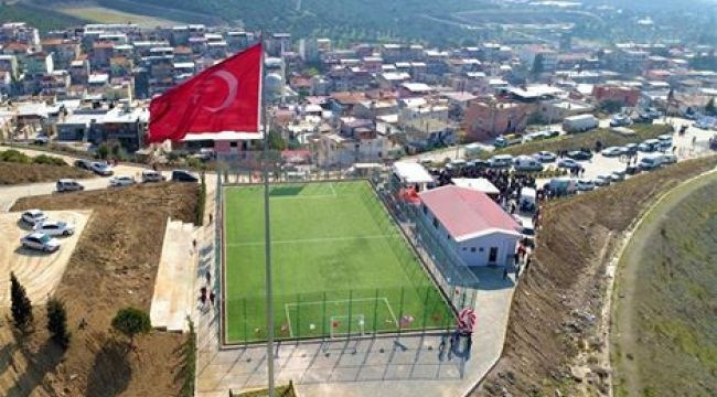 Bornova'da miting gibi açılış