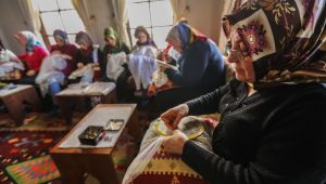 Büyükşehir ile Türk el sanatları yaşatılıyor