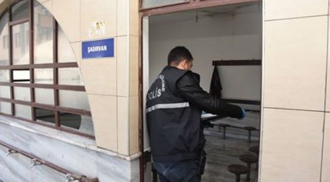 CAMİ MUSLUKLARI HIRSIZLARDAN NASİBİNİ ALDI