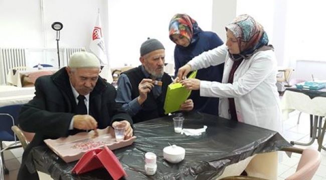 Çankırı'da Huzurevi Sakinleri Sergi Açtı