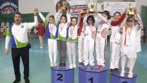 Çubuklu Okçular 5 Kupa, 9 Madalya Kazandı