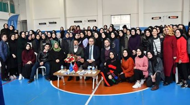 DURSUN ALİ ERZİNCANLI ŞİİRLERİYLE MEST ETTİ