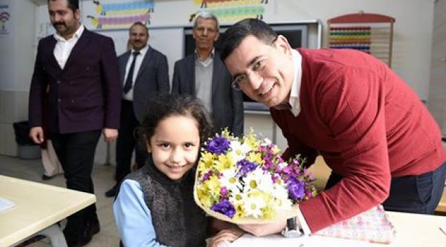 Ecrin istedi Tütüncü okulunda ziyaret etti