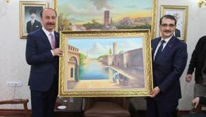  ENERJİ VE TABİİ KAYNAKLAR BAKANI ŞANLIURFA'DA ÇİFTÇİLERE MÜJDE VERDİ