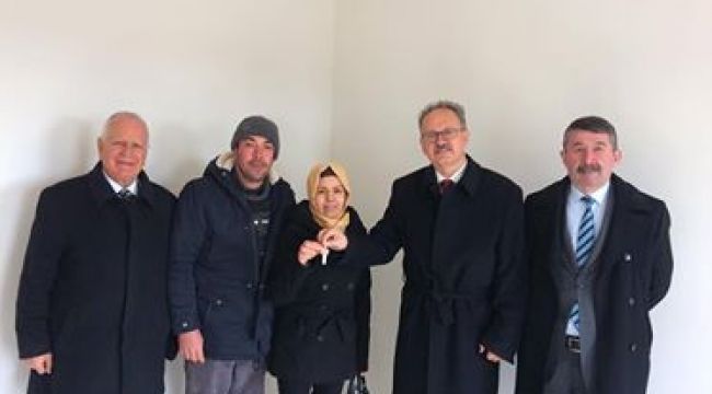 EV SAHİPLERİ SICAK YUVALARINDA