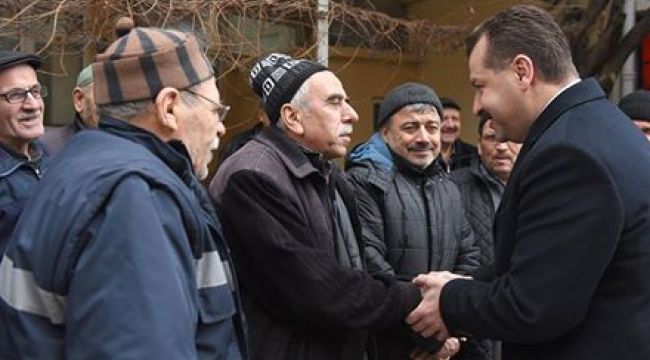 ---Gündoğan, Yılmaz ve Avcı'yı bağrına bastı 