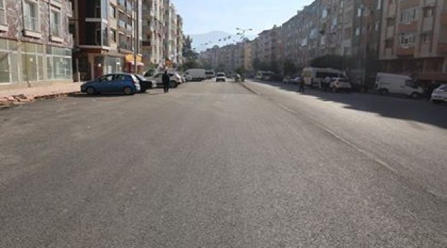 HBB'DEN ÇEKMECE MAHALLESİ'NE CRS ÇİFT KAT EMİSYON ASFALT KAPLAMA 