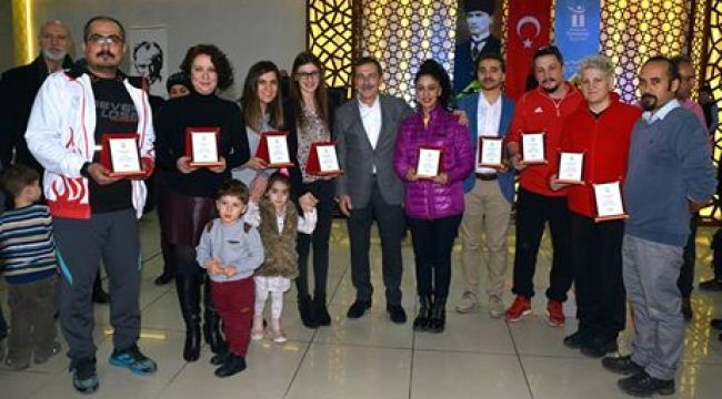 HİZMETLERİMİZ HERKESE EŞİTÇE ULAŞIYOR	