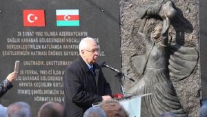 Hocalı katliamı kurbanları Karabağlar'da anıldı