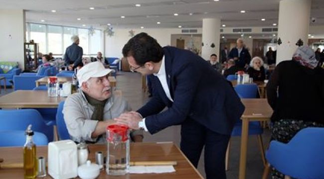 İBB Başkan Adayı İmamoğlu'ndan, Huzurevi'ne Övgü