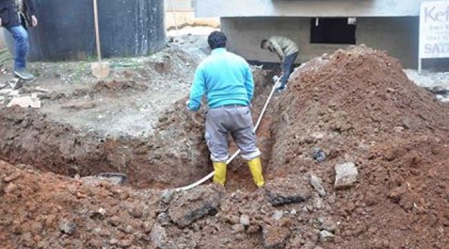 İNSAN SAĞLIĞI İÇİN İÇME SUYU ABONE ŞEBEKELERİ YENİLENİYOR