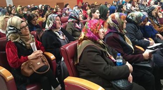 İZMİT'TE 450 KADIN DAHA SAĞLIK EĞİTİMİ GÖRDÜ