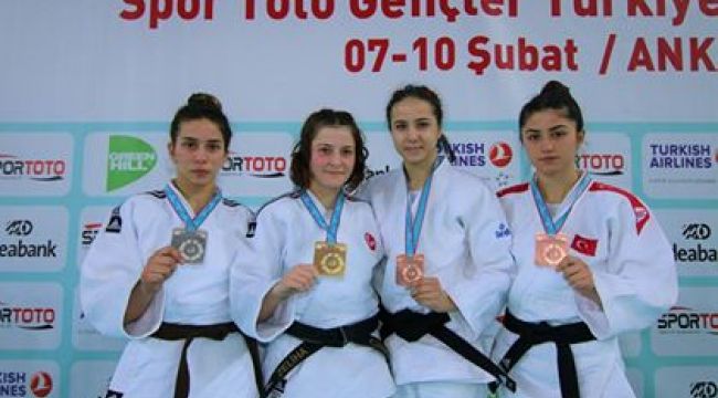 Judoculardan 10 Türkiye derecesi 