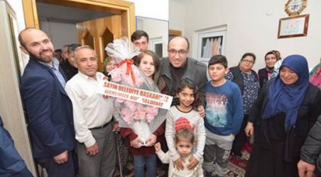 MAHALLE SAKİNLERİNİN YÜZÜ BAŞKAN ÇÖL İLE GÜLÜYOR