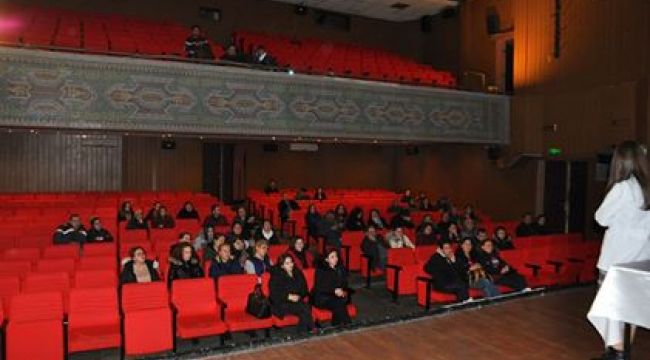 MALKARA BELEDİYE AKADEMİSİ TARAFINDAN ANNE VE BABALARA SEMİNER DÜZENLENDİ	