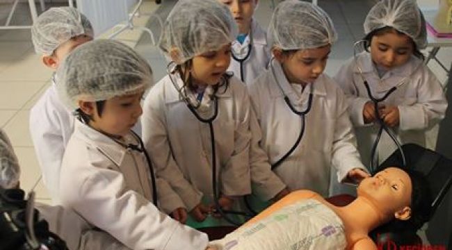 NEŞELİ MİNİKLER MESLEKLERİ ÖĞRENDİLER