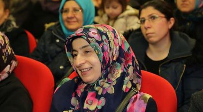 "OKULUM ANLATSIN, MAHALLEM TOPLASIN" 