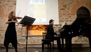 -	Ördekli'de Keman Resitali