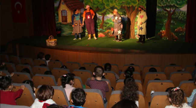 SEVİMSİZ MİKROPLAROYUNU MİNİKLERLE BULUŞTU