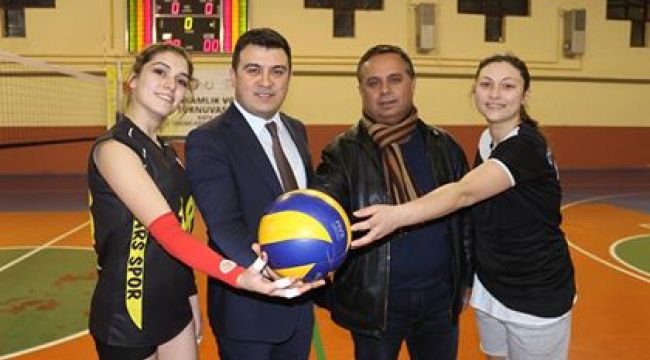 SMAÇLAR 'DOSTLUK' İÇİN ATILIYOR