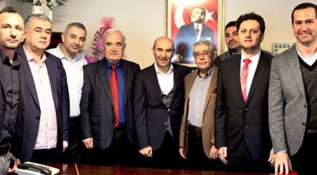  Soyer, İzmirspor ve Amatör Spor Kulüpleri Federasyonu'nu (ASKF) ziyaret etti