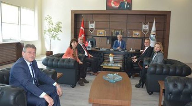 VERGİ DAİRESİ YÖNETİCİLERİNDEN BAŞKAN ÖZCAN'A ZİYARET…