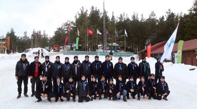 "Yarıyıl tatilini izcilik kampında geçirdiler"