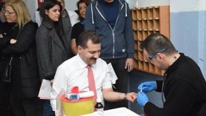 Yılmaz: "10 dakikada bir cana umut olun