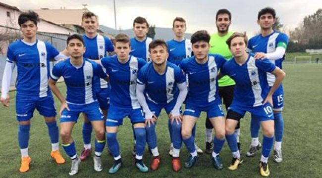 YUNUSEMRE U-19 TAKIMI LİDERLİĞİNİ SÜRDÜRÜYOR 