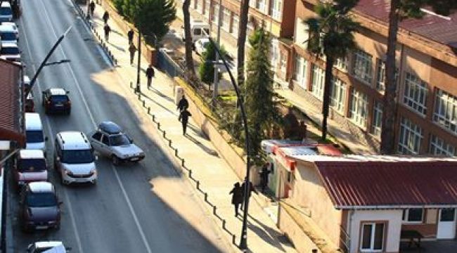 ZÜBEYDE HANIM CADDESİ'NDE DEĞİŞİMDEVAM EDİYOR
