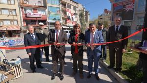 15 TEMMUZ DEMOKRASİ MEYDANINDA BAYRAK SERGİSİ